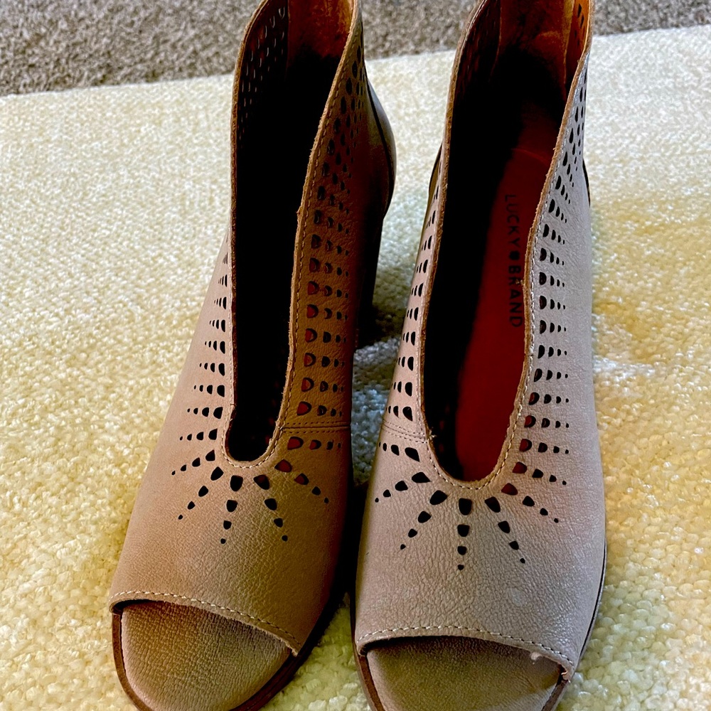 Lucky Brand Women’s Booties